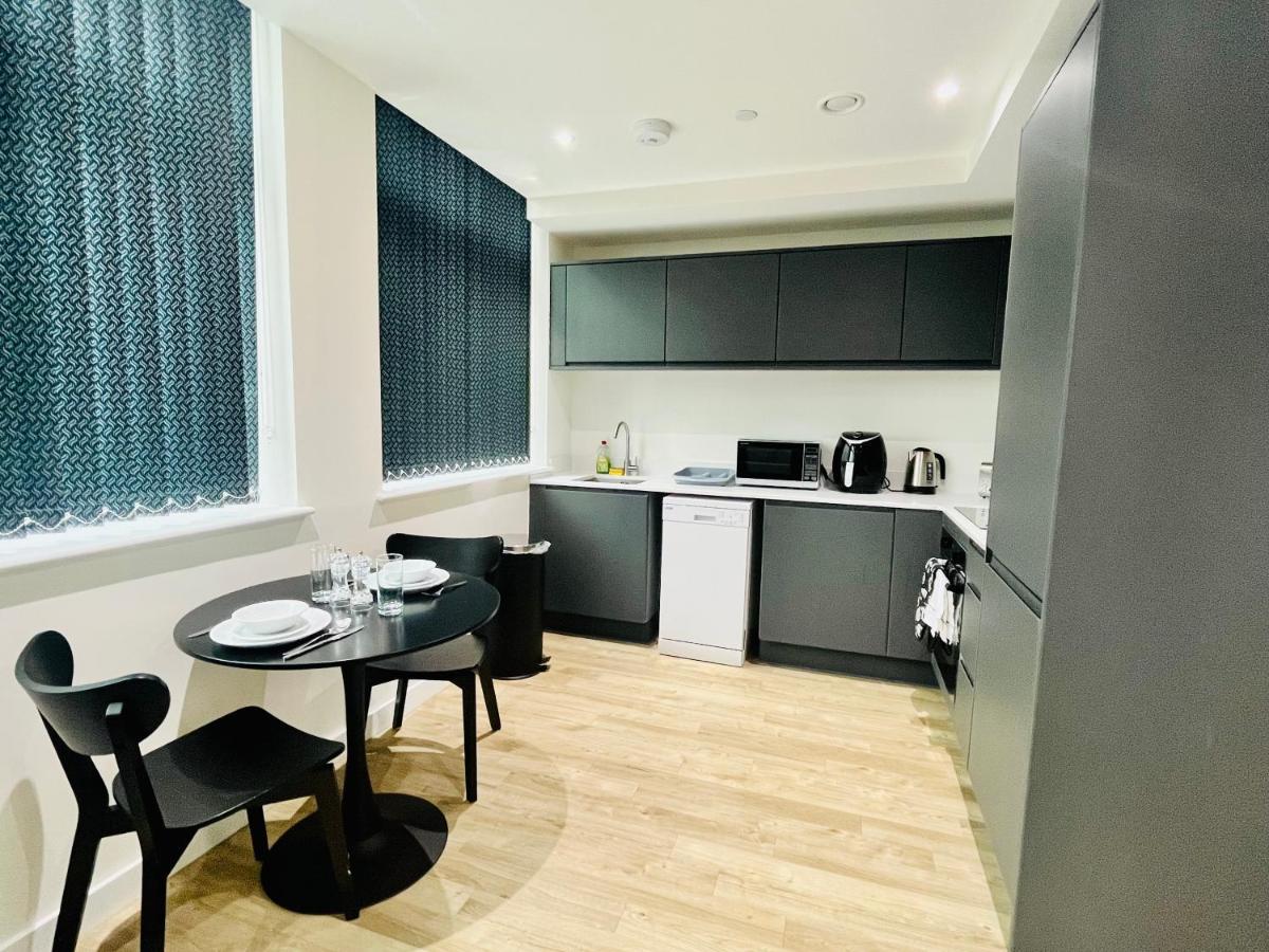 Fully Equipped One Bedroom Apartment Near Old Trafford Stadium! Manchester Exterior foto